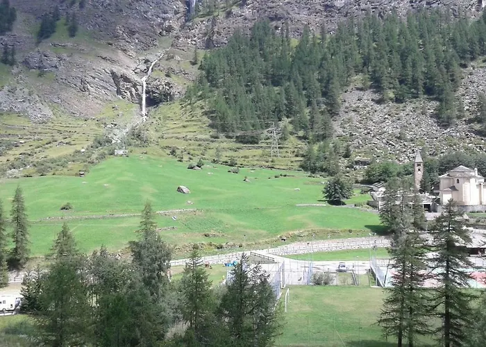 Vers Le Bois 招待所 瓦尔萨瓦伦凯